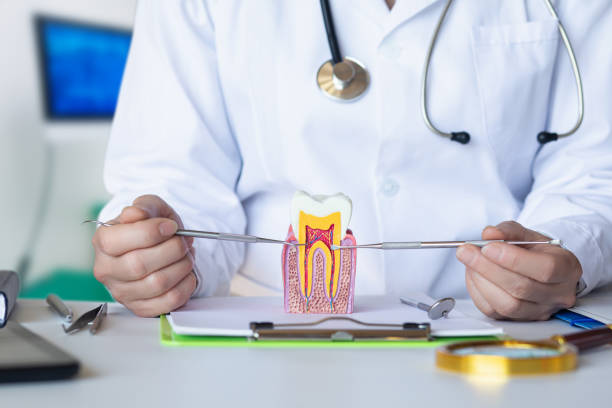 Best Emergency Treatment for Dental Infections or Abscesses in Desnso, CA